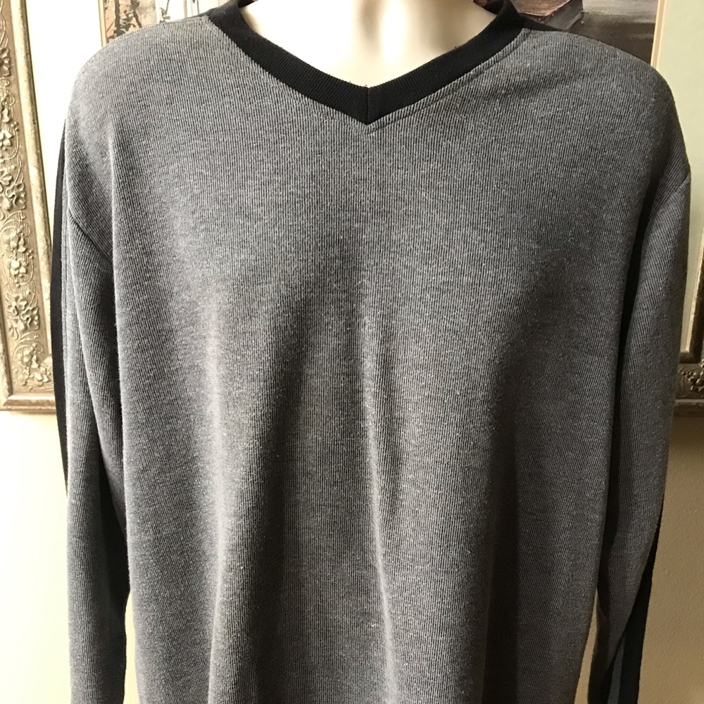 C-TWO (XL) Gray w/ Black Trim V-Neck Shirt